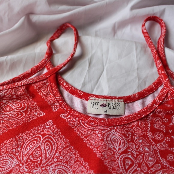 paisley print red tank top - Picture 3 of 5